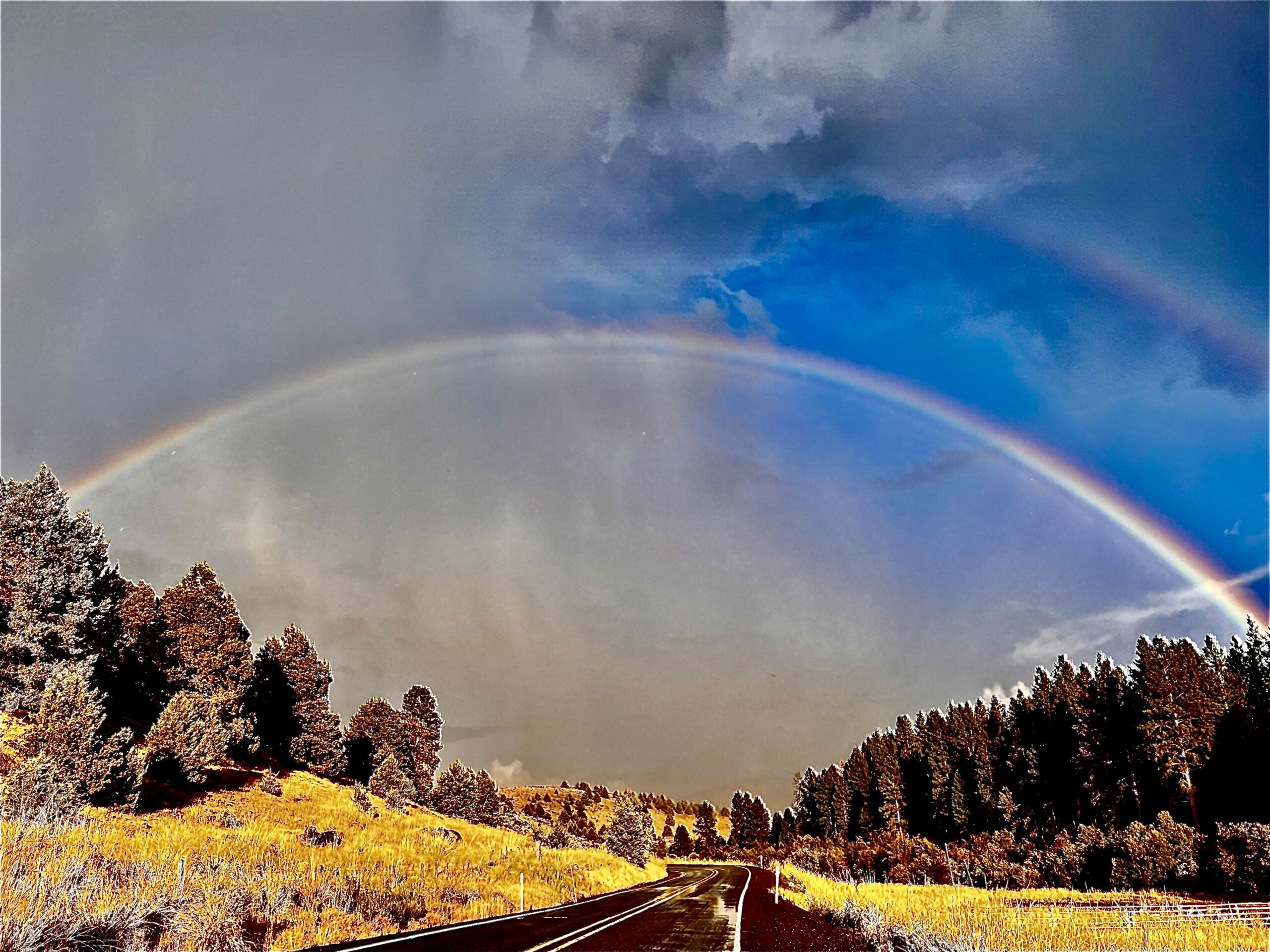 double rainbow in Oregon mountains